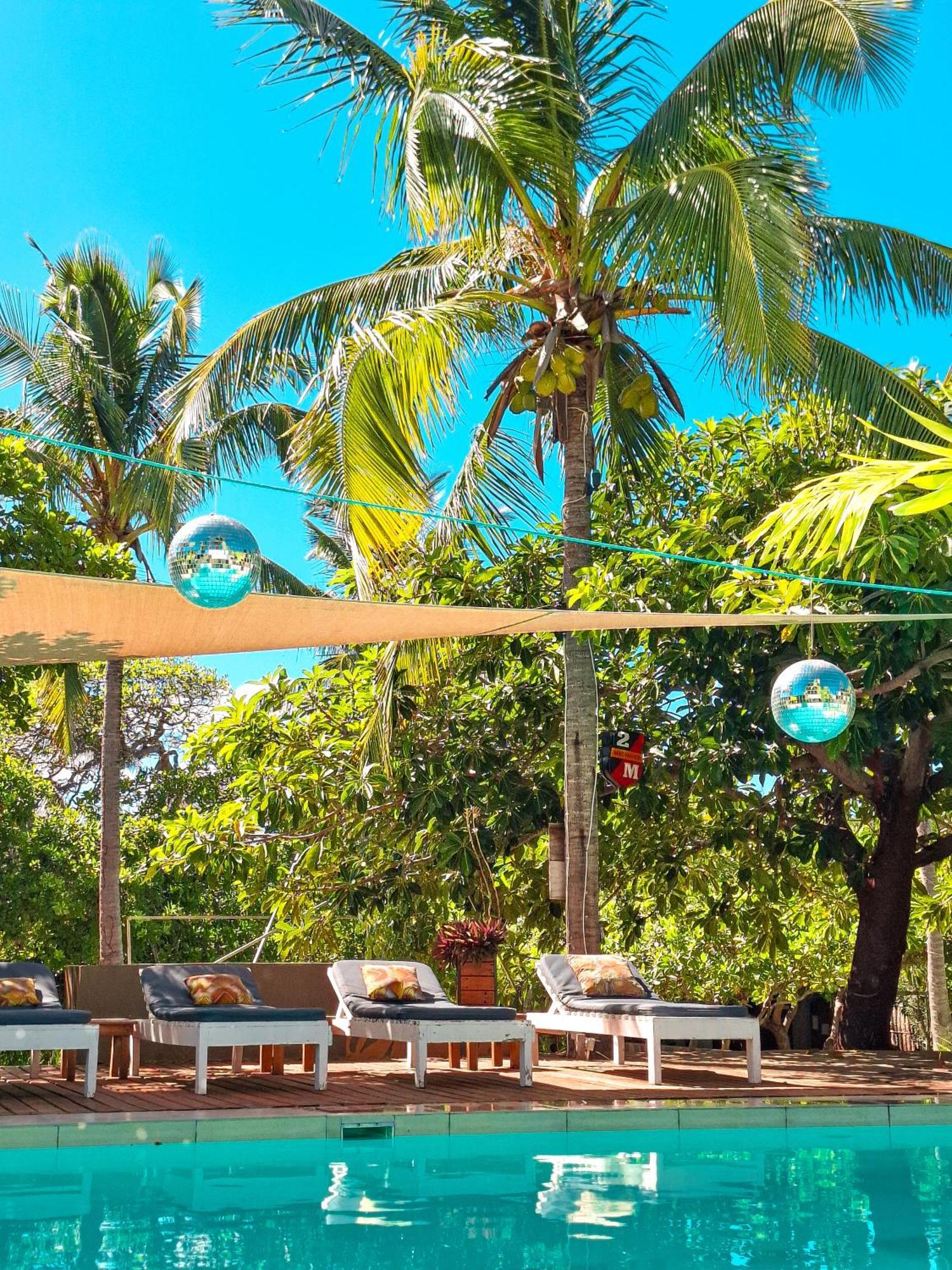 Mozambeat Motel Tofo Exterior photo