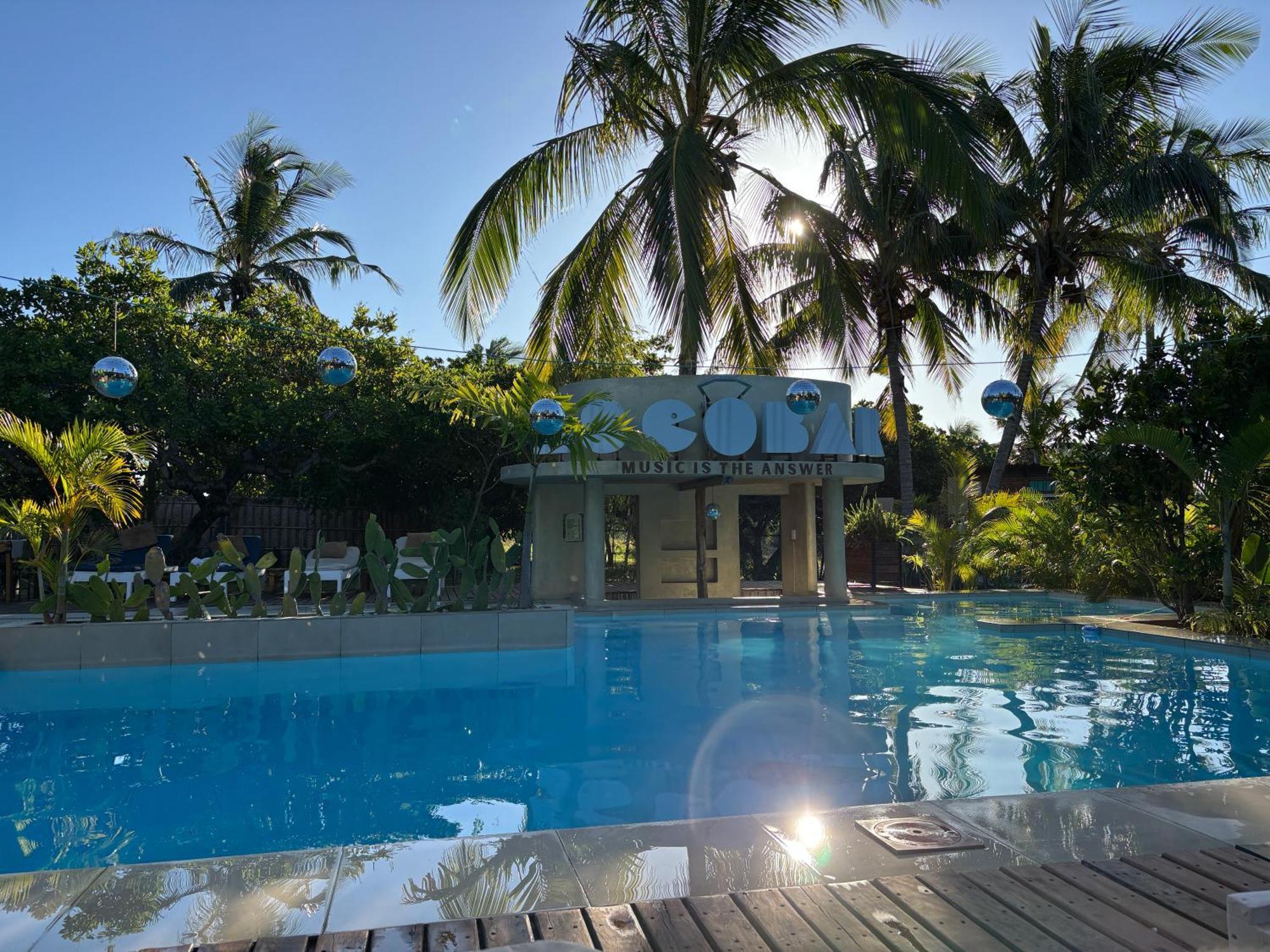 Mozambeat Motel Tofo Exterior photo